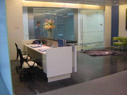 專業(yè)承接各類建筑裝飾裝修工程，打造理想空間