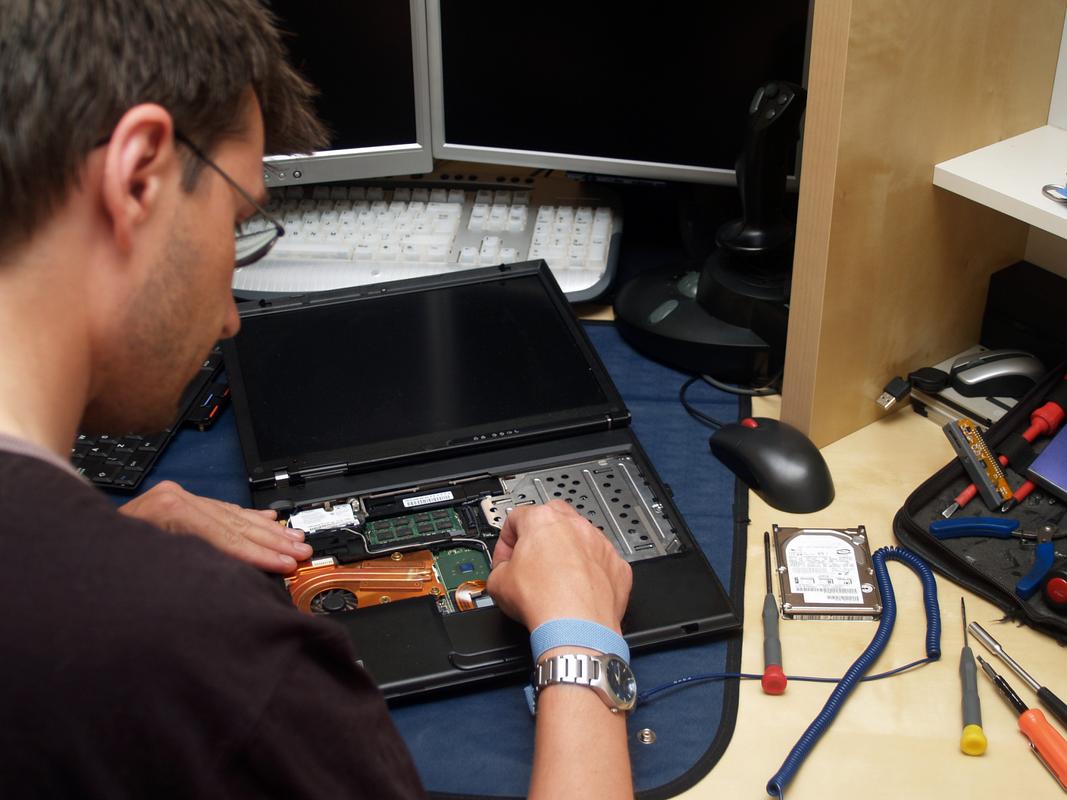 電腦城真的全是坑嗎？一次維修經歷引發的思考